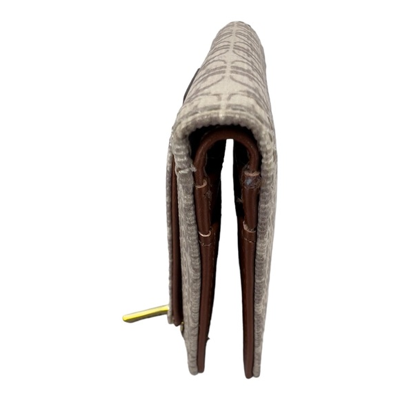 EUC Fossil Women's Bifold Wallet Tan Brown Taupe Snap Closure - Picture 13 of 15